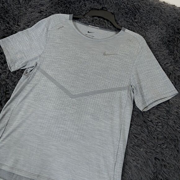 Nike Adult Shirt Small Gray Running Dri-Fit Adv Performance Tech Pullover Mens - Picture 1 of 13